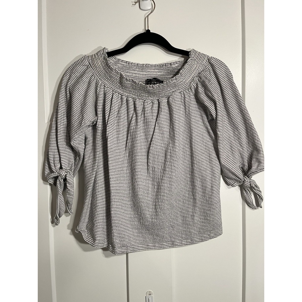 Kim & Cami Women’s Small Striped Off Shoulder Blouse Tie Sleeve White Black